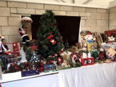 A very large lot of Christmas decorations - Collect only