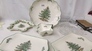 5 pieces of Spode Christmas porcelain including large bowl and the Chrismas glass dishes.