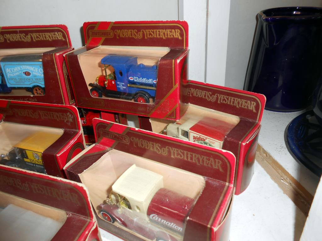 A large quantity of boxed Matchbox models of yesteryear on 2 shelves (over 40) - Image 4 of 7