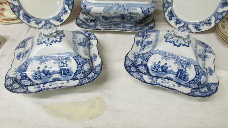 5 pieces of Booth's Ming pattern dinnerware comprising large tureen, - Image 3 of 4