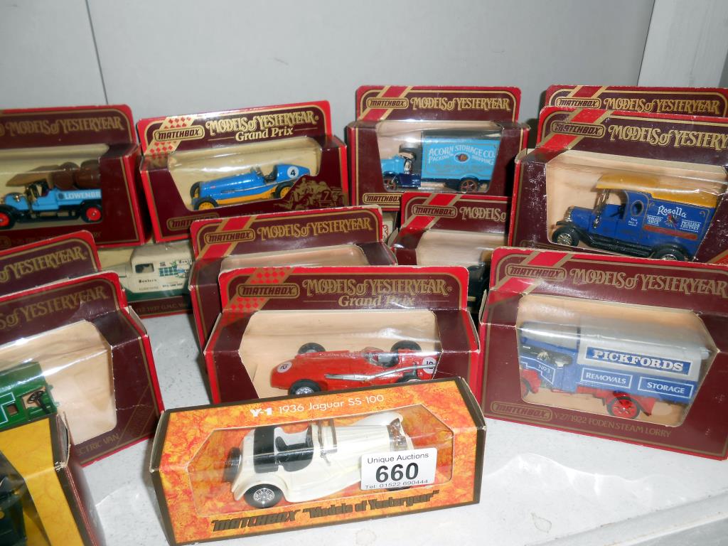 A large quantity of boxed Matchbox models of yesteryear on 2 shelves (over 40) - Image 3 of 7