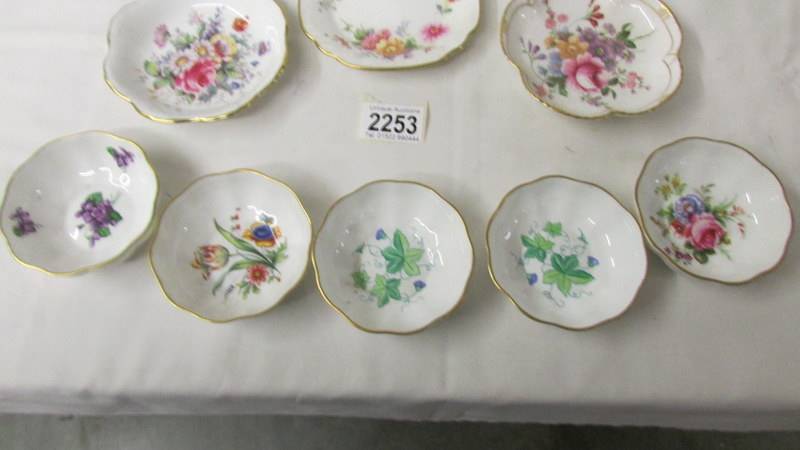 17 pieces of Royal Crown Derby porcelain. - Image 4 of 4
