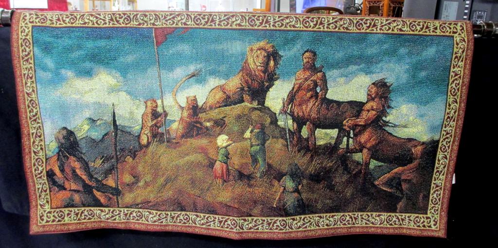 A Disney Chronicles of Narnia The Lion The Witch and The Wardrobe Tapestry and ornamental pole - Image 7 of 7