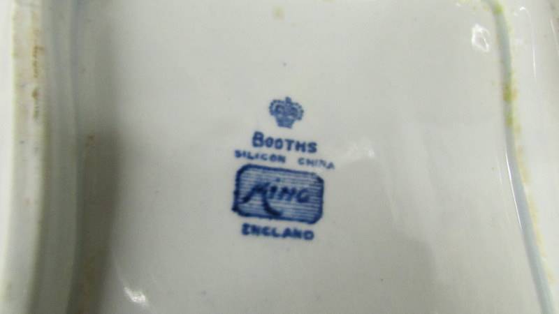 5 pieces of Booth's Ming pattern dinnerware comprising large tureen, - Image 4 of 4