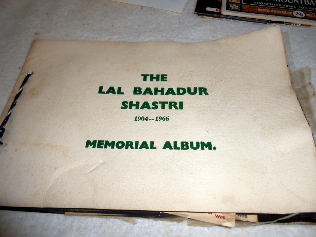 A selection of Nehru memorabilia/ephemera including postcards etc. - Image 2 of 8
