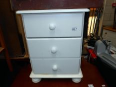A white painted 3 drawer bedroom chest of drawers 44cm x 38cm x height 58cm