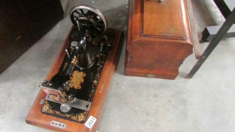 A cased CWS Federation family sewing machine. - Image 2 of 2