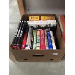 A box of antique collectable info books including Miller etc.