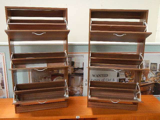 A pair of shoe cabinets. - Image 2 of 2