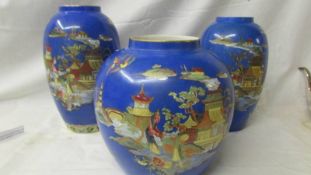 3 various sized Carlton ware 'Mikado' pattern vases (Wiltshaw & Robinson).