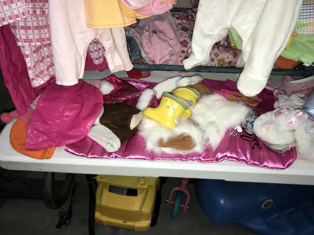 A quantity of doll's clothes & a cot with Doll - Image 5 of 7