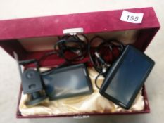 2 Tom Tom satnav systems with leads (working)