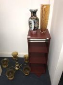 4 items of sundries including 2 vases,