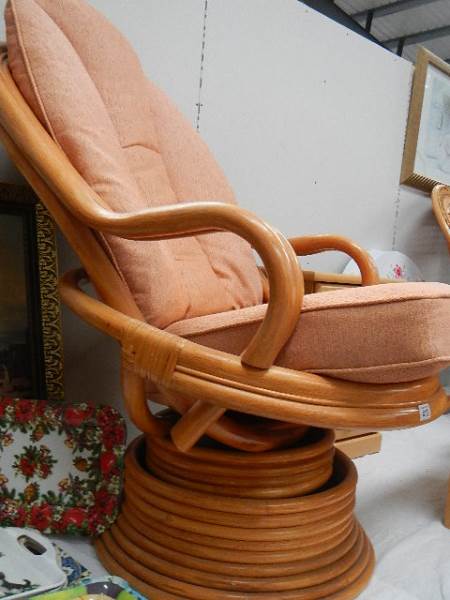 A cane swivel conservatory chair. - Image 2 of 2