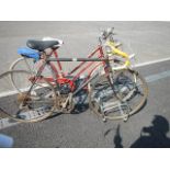 2 bicycles including Raleigh,