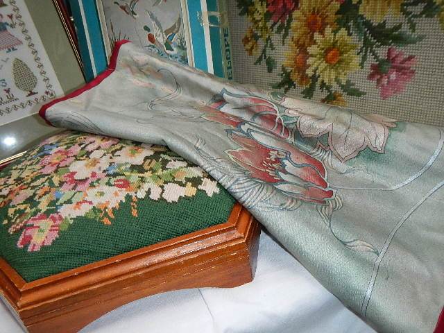 A foot stool with embroidered top, tray, screen and other embroidered items. - Image 3 of 3
