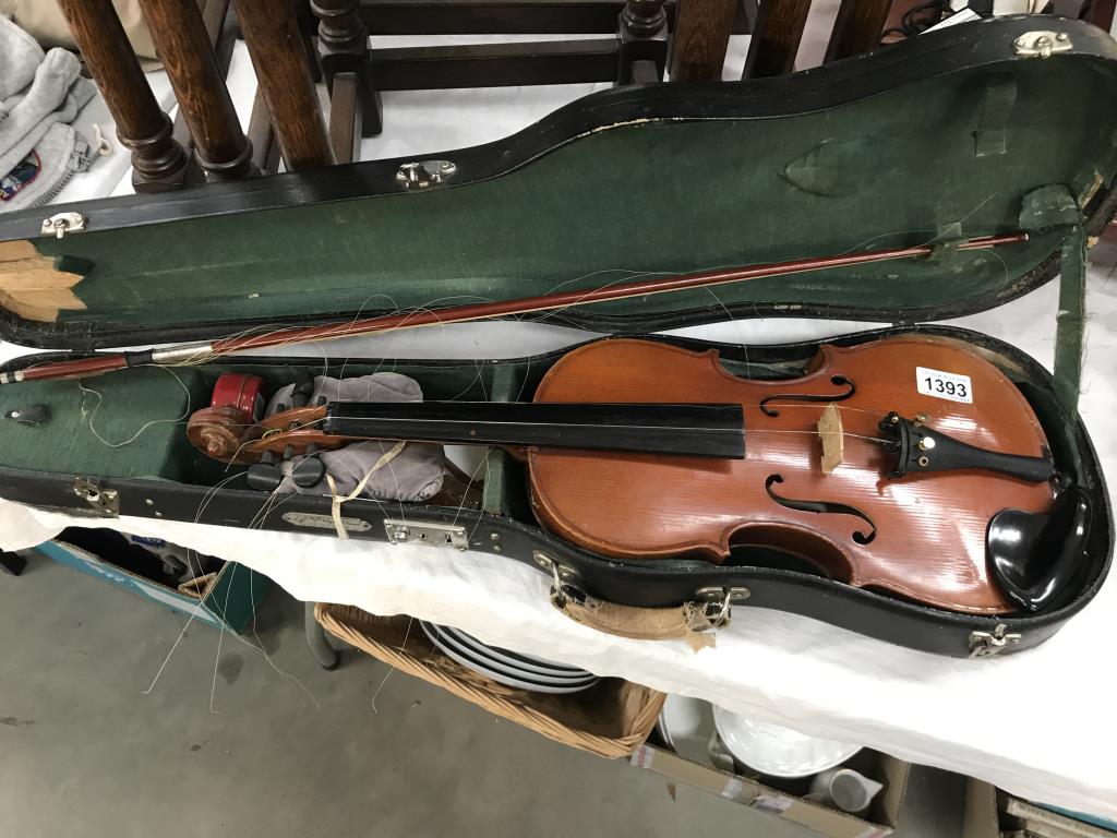 A vintage Chinese violin in case