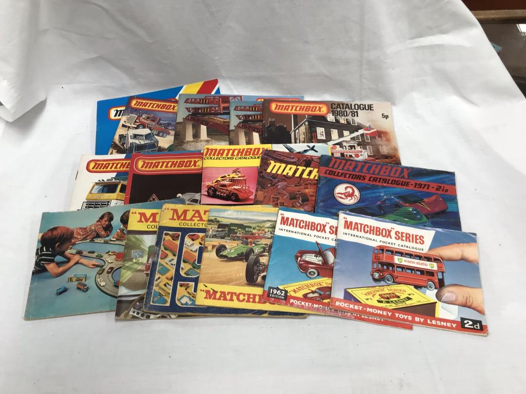 26 Matchbox collectors catalogues, 1962 - 1983, - Image 3 of 10