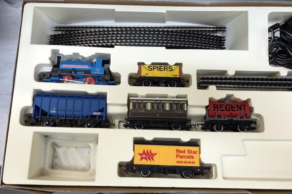 A Hornby Branch line Freight (some parts missing) & 2 locomotives - Image 3 of 4