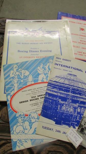 A collection of boxing programmes and menu's. - Image 2 of 3
