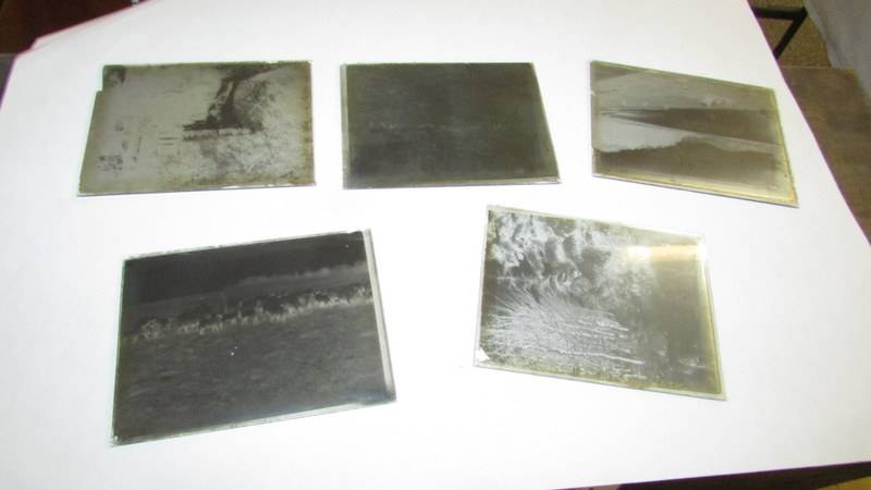 1. Glass negatives - A fabulous collection in three boxes of c. - Image 3 of 5