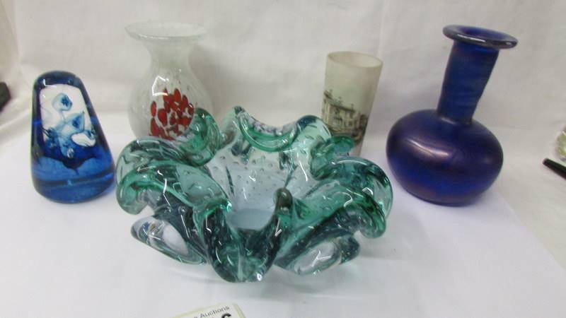 Five items of glass ware including Caithness paperweight.
