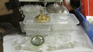 A good lot of chandelier fittings including various droppers etc.