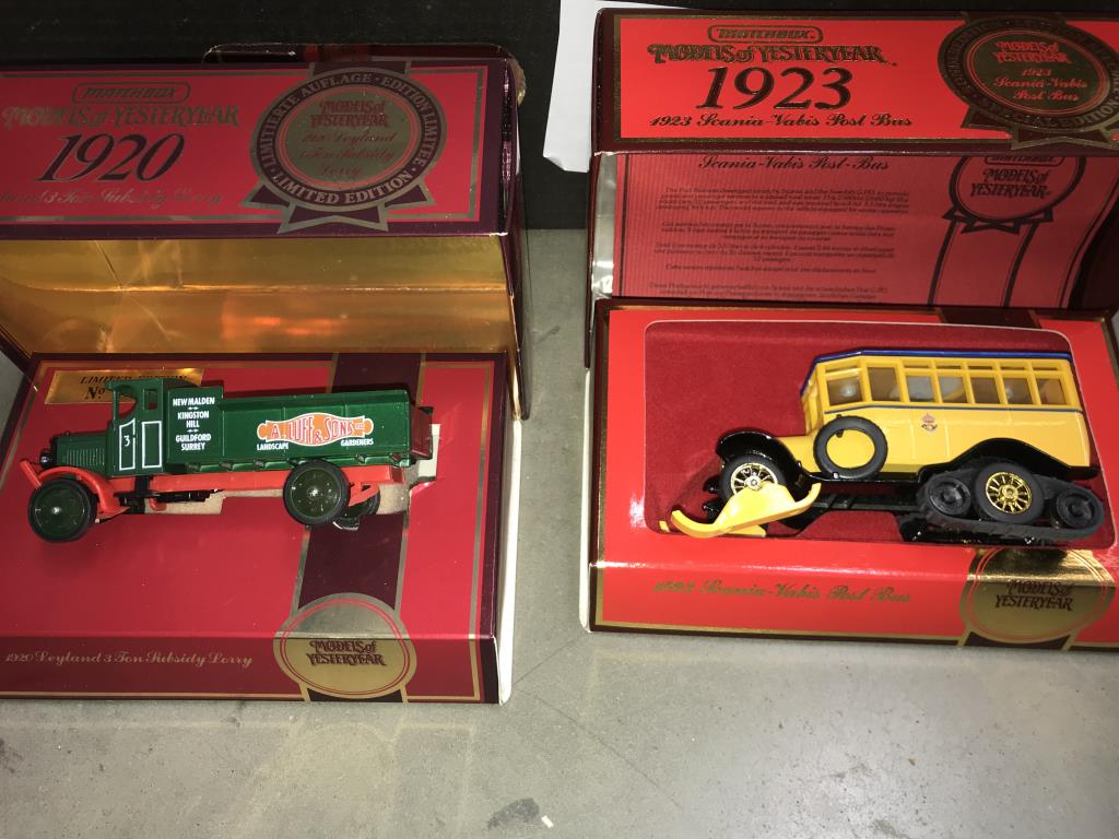 A quantity of assorted collectables special additions including dinky sports car on plinth (3 cars) - Image 2 of 13