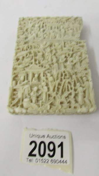 A 19th century carved ivory card case, a/f (damage to top left corner). - Image 2 of 4