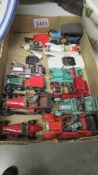 A mixed lot of die cast vintage cars.