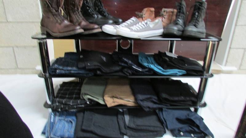 A good lot of clothing and shoes (size 11) including Paul Smith, Zara etc. - Image 6 of 9