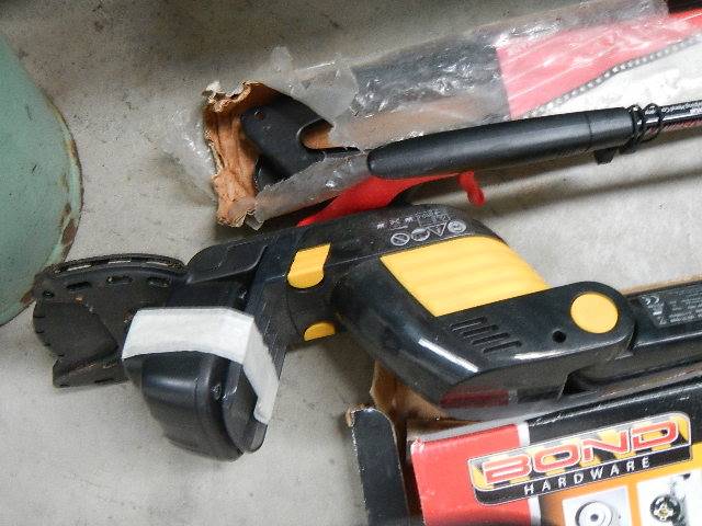A weed burner fire gun gas torch, a battery branch cutter, roof rack etc. - Image 2 of 3