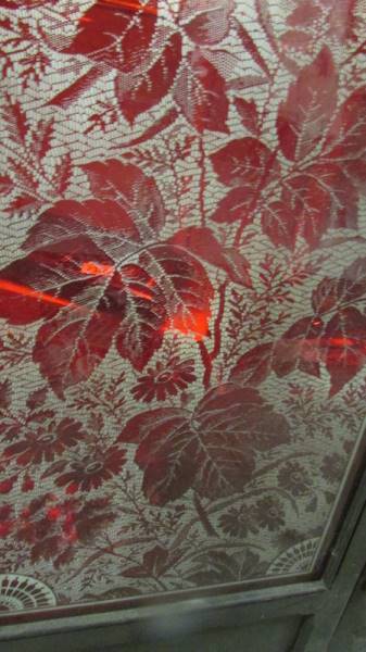 A pair of good quality large cabinet doors overlaid with ruby glass, cut and engraved to reverse. - Image 3 of 5