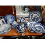 A mixed lot of blue and white china.