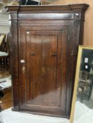 Victorian Mahogany & Oak Corner Cabinet with Shell Inlay and Single Door (with key)