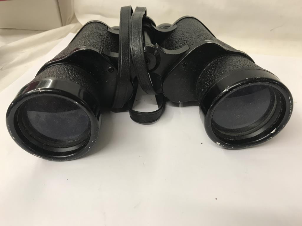 2 pairs of cased binoculars. - Image 8 of 8