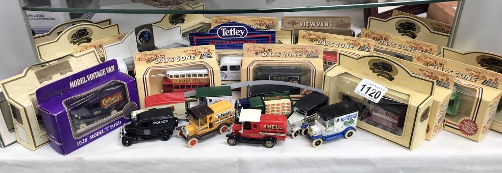 A selection of boxed & unboxed Lledo die cast vehicles