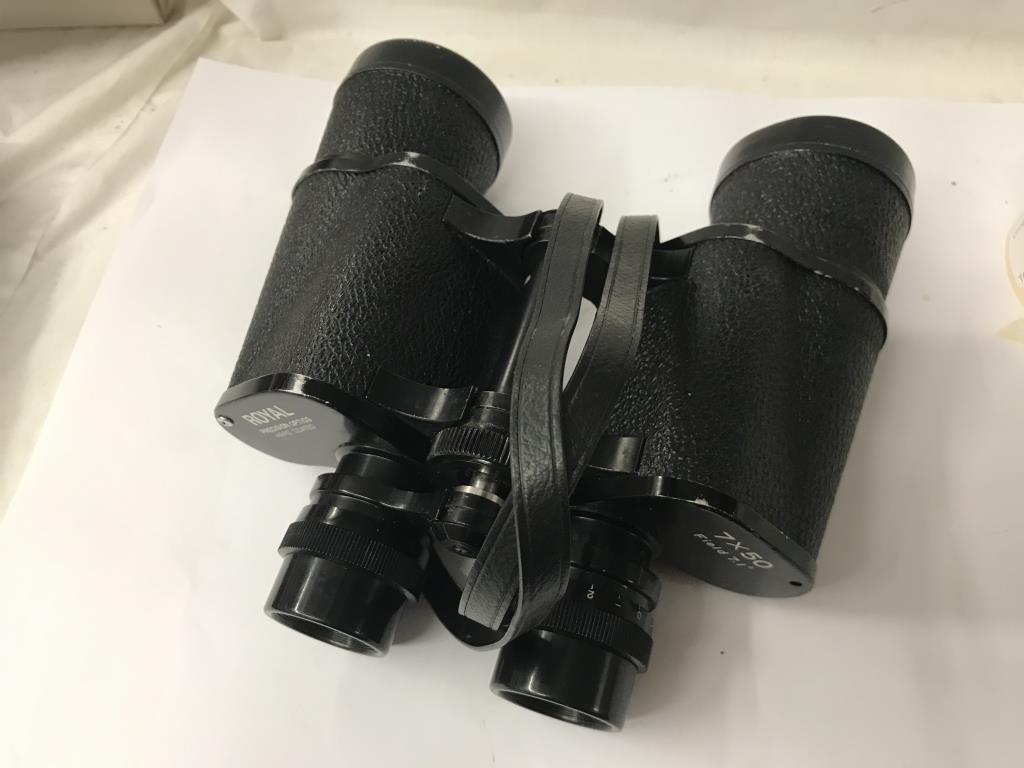 2 pairs of cased binoculars. - Image 5 of 8