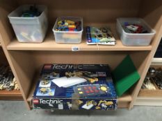 A quantity of old Lego & a boxed Lego Teqnics set (completeness unknown)