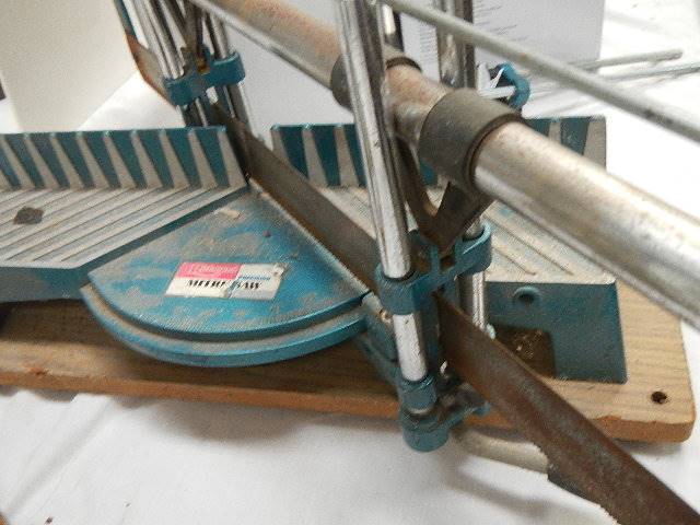 A table mitre saw. - Image 2 of 2