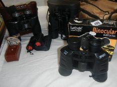 A mixed lot of binoculars.