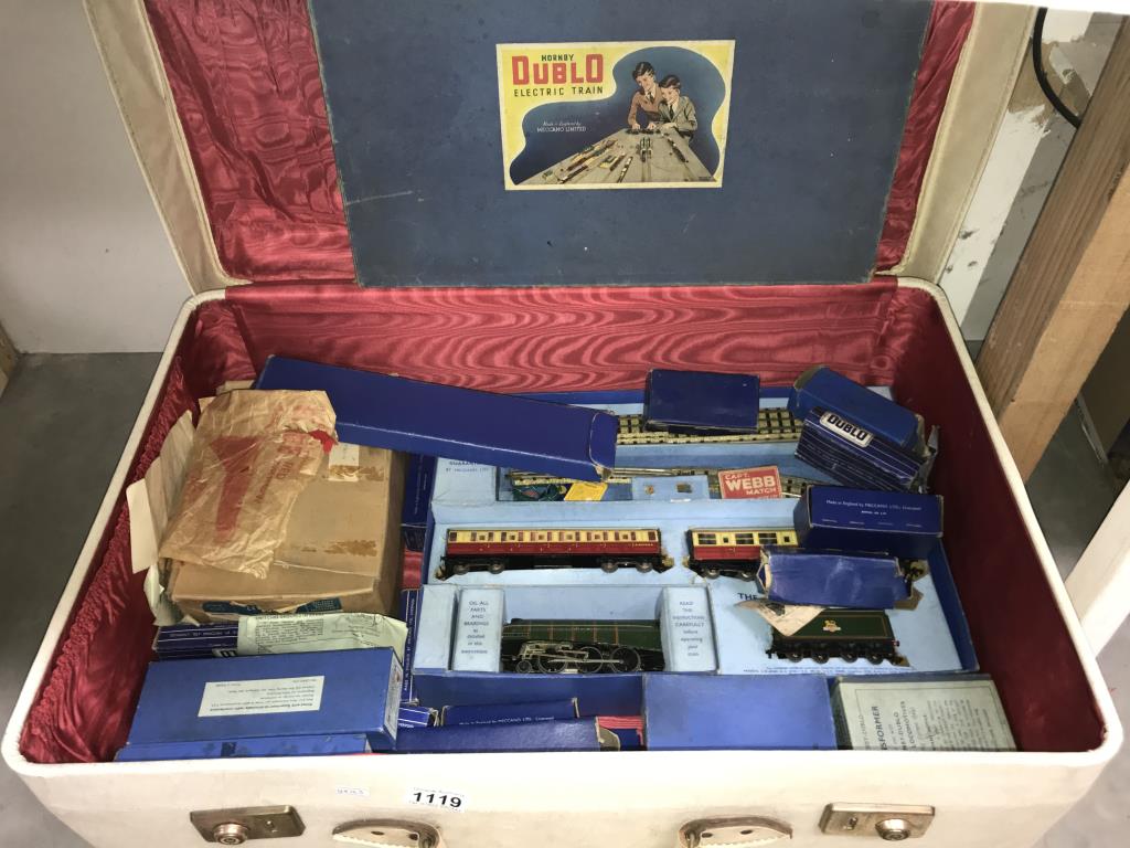 A boxed Hornby EDP11 passenger train set, silver king and quantity of goods wagons,