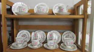29 pieces of Royal Standard tea ware.