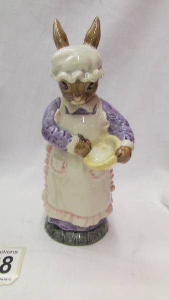 Two Beswick figurines - Mrs Rabbit baking and Gardener Rabbit. - Image 4 of 5