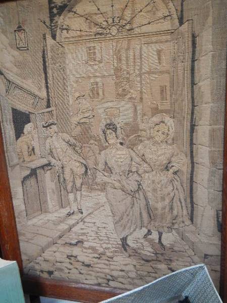 A two fold tapestry fire screen. - Image 2 of 3