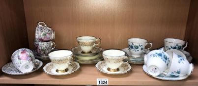 A Queen Anne 13 piece part tea set,