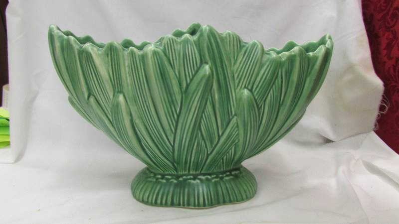 A large green Sylvac dog and a green Sylvac rose bowl. - Image 3 of 3