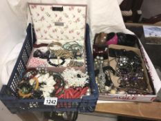 3 trays of assorted costume jewellery