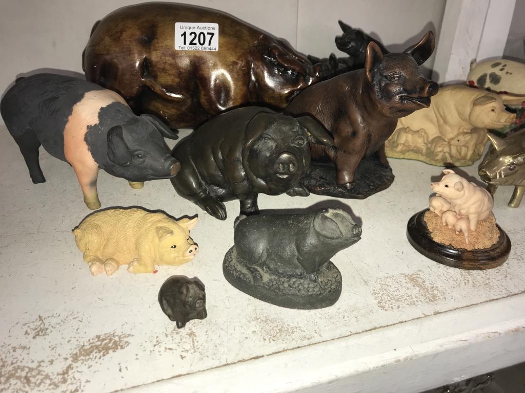 A collection of pig figures including 3 brass, - Image 2 of 4