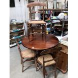 4 Dining/kitchen chairs